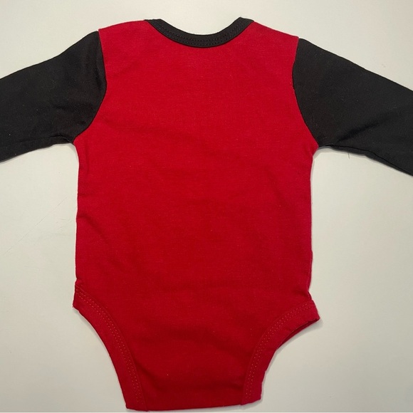 Baby Glam Newborn Santa’s Favorite NB Red and Black Long Sleeve Snaps PRELOVED - Picture 6 of 6